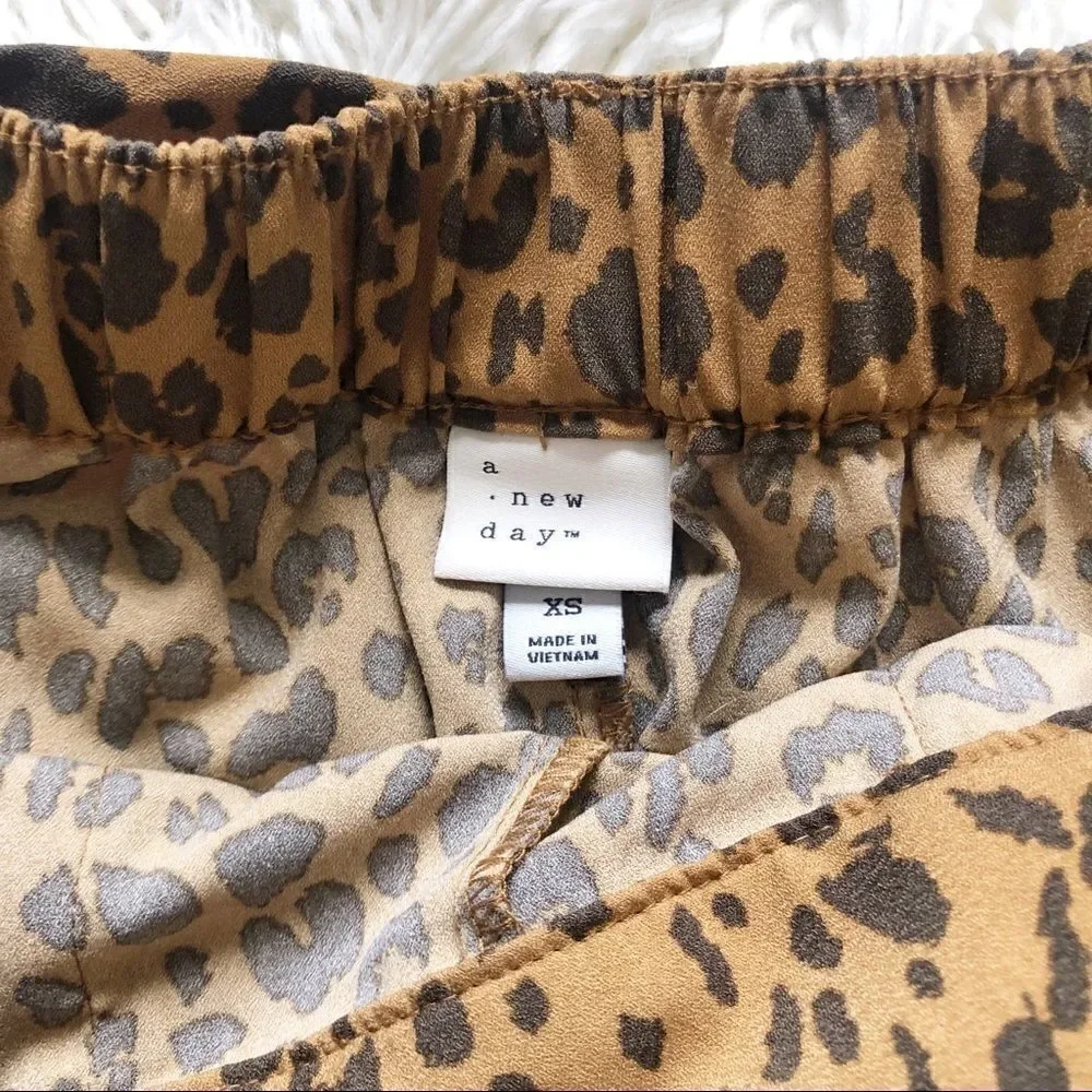 Leopard Summer shorts